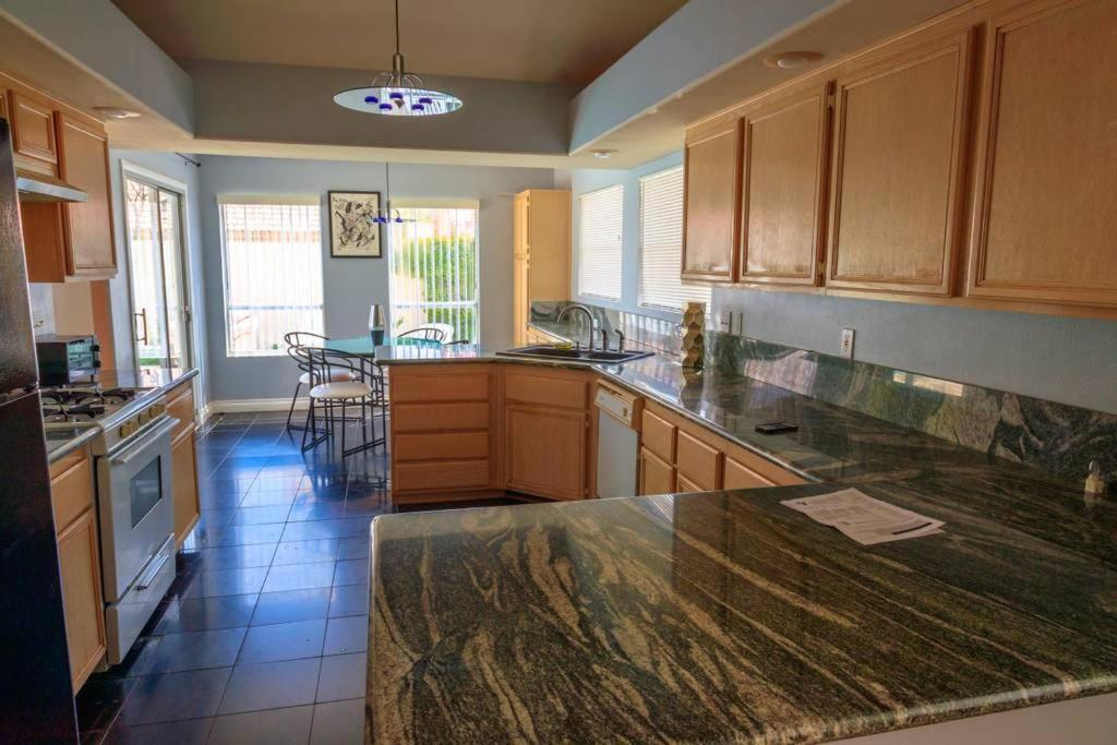 Luxury 1900 Sq Ft House Huge 46 Ft Pool & Hot Spa Las Vegas Kültér fotó