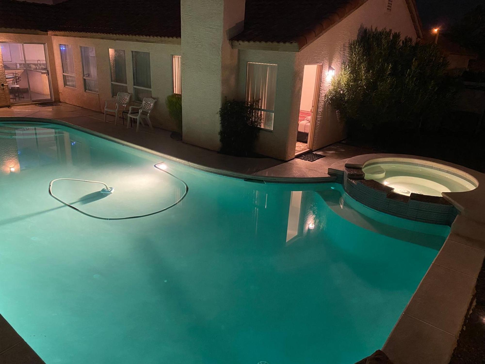 Luxury 1900 Sq Ft House Huge 46 Ft Pool & Hot Spa Las Vegas Kültér fotó